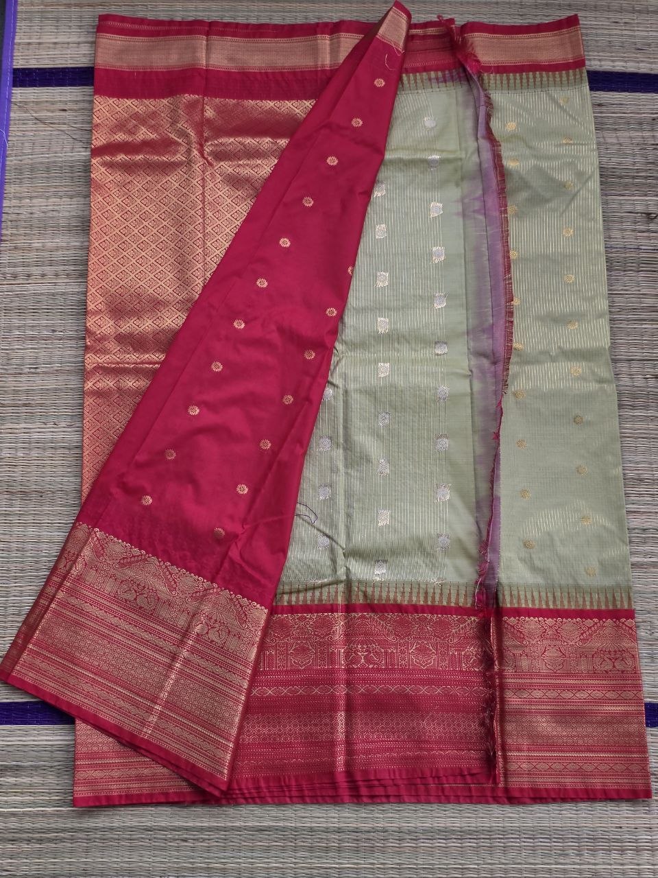 Traditional Contrast Semi Gadwal Saree – Olive Green with Red Border