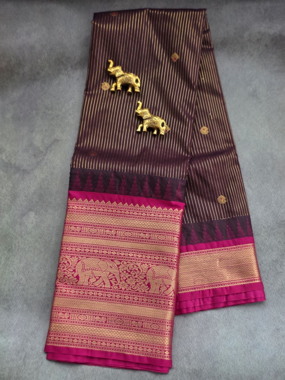 Deep Snuff Brown Premium Semi Gadwal Saree with Pink Contrast