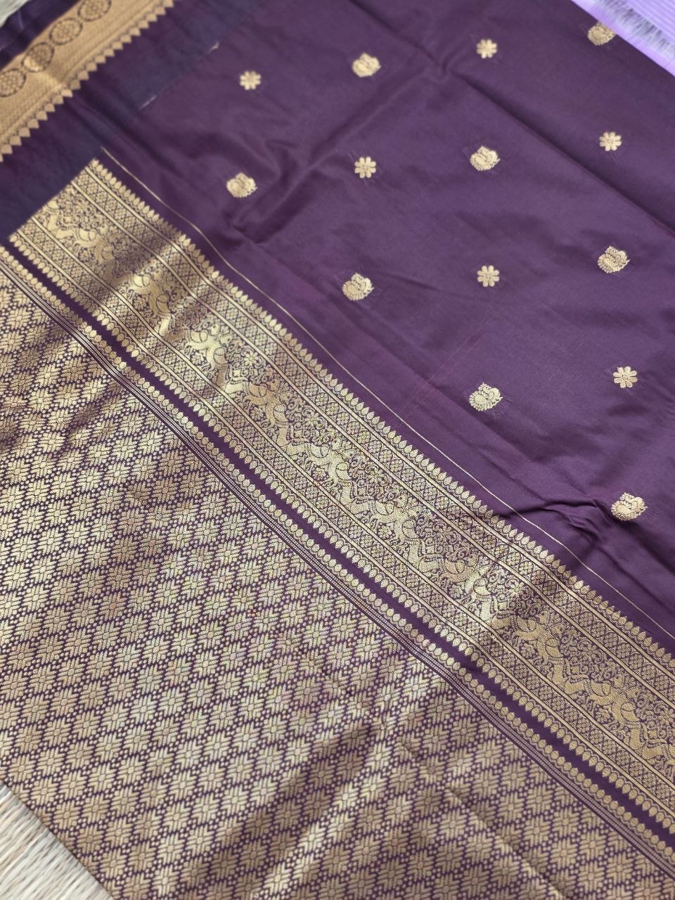 Timeless Lavender Premium Semi Gadwal Saree with Deep Brown Accents