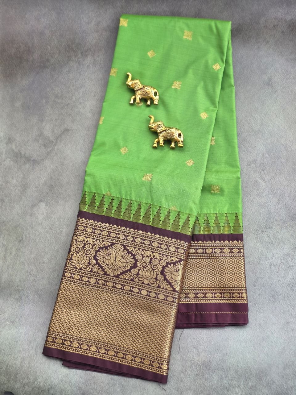 Emerald Grace Premium Semi Gadwal Saree – Parrot Green with Deep Brown Contrast | Dee Silks