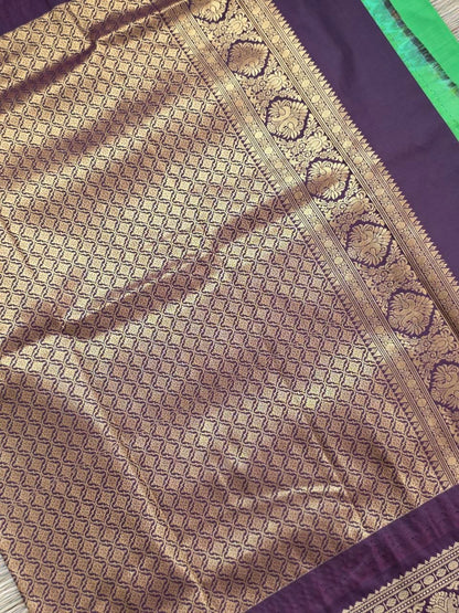 Emerald Grace Premium Semi Gadwal Saree – Parrot Green with Deep Brown Contrast | Dee Silks